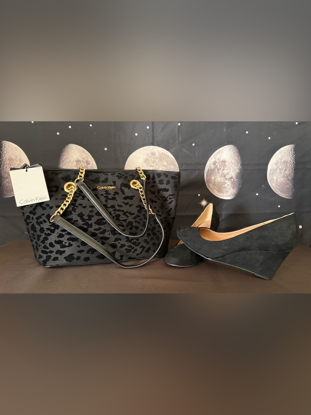 🖤#463-NWT- CK Suede Black Leopard-Print Tote w/Gold Chain Handles&Suede Wedges💛